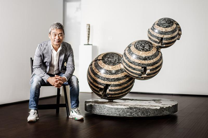 韩国雕塑家朴垠宣。图片来源：世界艺术画廊