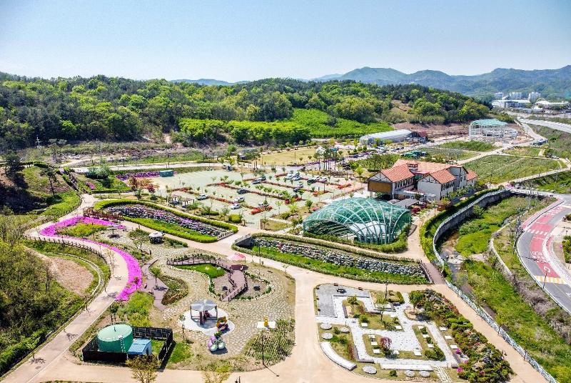 位于忠清北道永同郡的彩虹治愈旅游区。图片来源：韩国旅游发展局