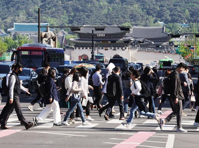 韩政府指定五一劳动节为公休日