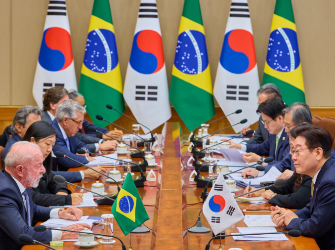 韩巴首脑会谈：双边关系提升为战略伙伴关系