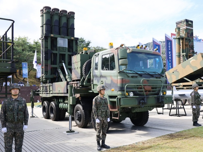 韩“天弓-Ⅱ”防空系统在阿联酋拦截伊朗导弹