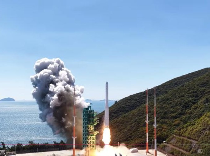 韩自研火箭“世界号”第五次发射成功