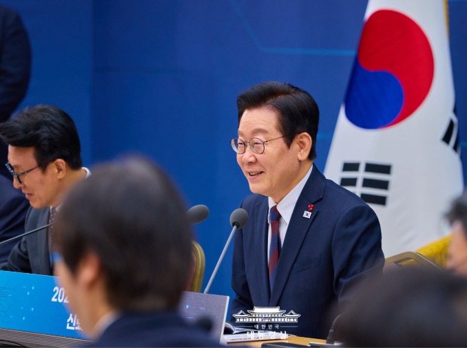 韩政府推动设立韩国版主权财富基金，目标明年经济增长率超1.8%