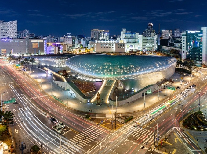 韩国国家竞争力位居“30-50俱乐部”第二 全球排名升至第21位