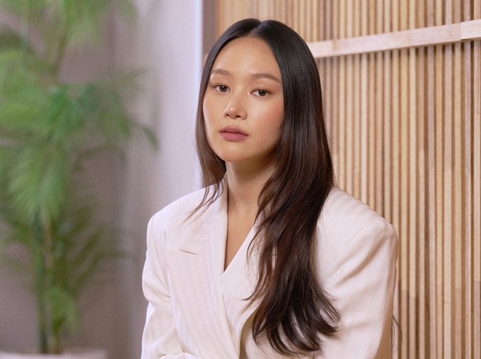 韩裔演员河艺琳领衔奈飞大热剧《布里杰顿》第四季