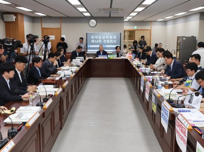 韩国明年最低时薪确定为1.07万韩元 月薪约223.63万韩元