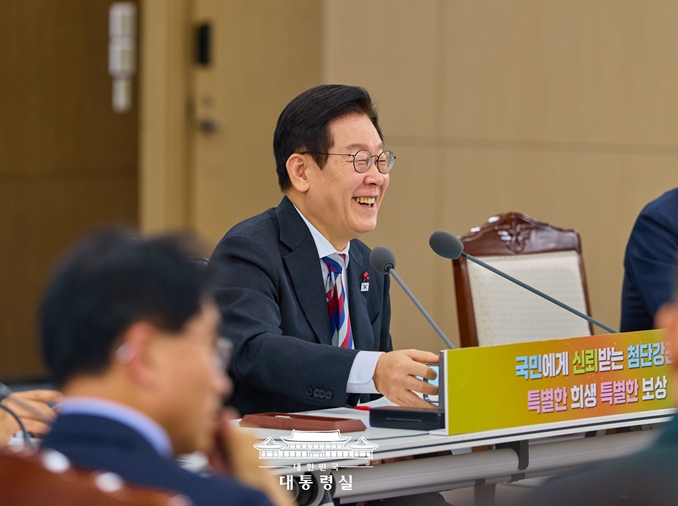 韩军将加快韩国型三轴作战体系、50万无人机战士等“智能强军”建设